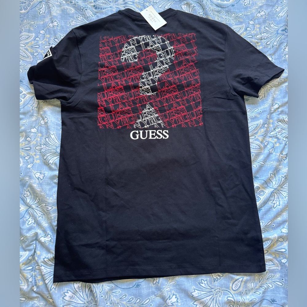 Guess t-shirt - Picture 2 of 7